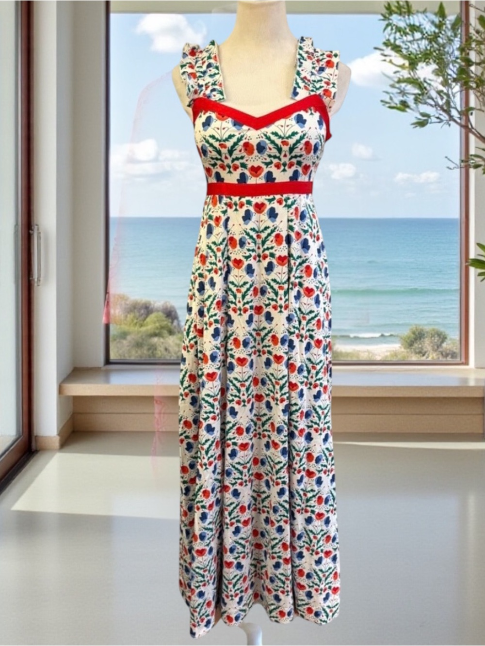 New! Emily McCarthy floral Maxi Dress Size Small